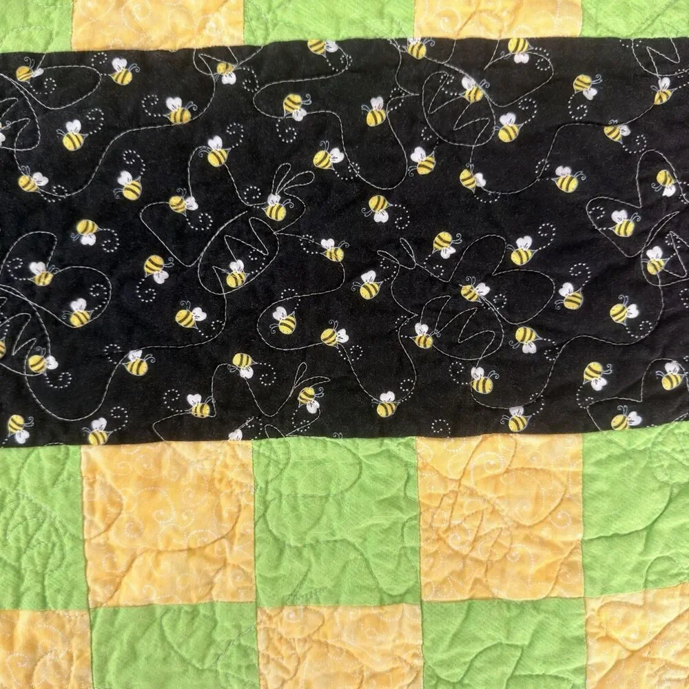 Handmade Sunflower Bee Lap Quilt 56x42.5 Floral Patchwork Throw Blanket Cottage